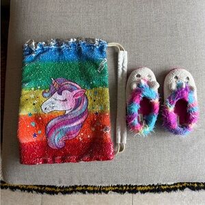 Unicorn Drawstring Bag and Slippers Set
